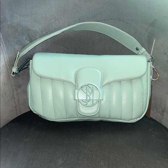 Steve Madden Handbags - NWT Steve Madden Sage BEPeachy Shoulder Bag
